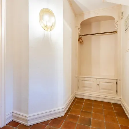 Casa de Férias Friesenhaus Kaeptn Hahn Hausteil 03 *